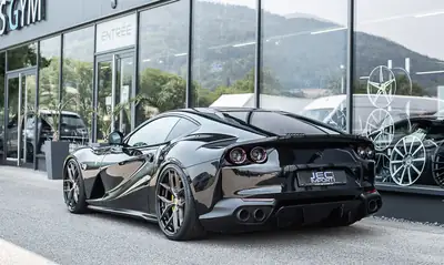 Ferrari 812 Superfast — Le coupé sport italien ultime, 796 ch de pure passion — intérieur