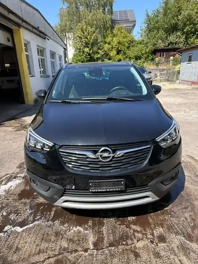 Opel Crossland X 1.2 T 130 Ultimate — SUV compact robuste, très faible kilométrage — Seitenansicht