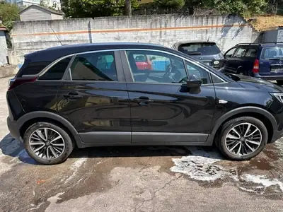 Opel Crossland X 1.2 T 130 Ultimate — SUV compact robuste, très faible kilométrage — Außenansicht