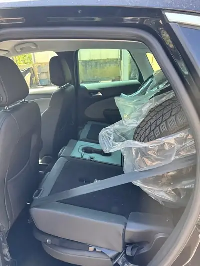 Opel Crossland X 1.2 T 130 Ultimate — SUV compact robuste, très faible kilométrage — Miniatur 9