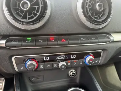 Audi A3 Sportback 1.4 e-tron S-tronic — Hybride rechargeable, 51 500 km seulement — Miniature 23