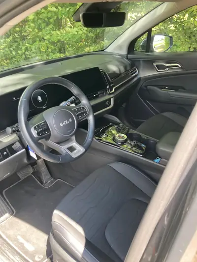 Kia Sportage 1.6 T-GDi Hybrid Style 2024 — SUV hybride performant, 28 000 km seulement — Innenraum