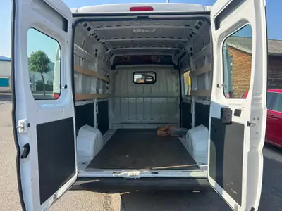 Citroën Jumper 30 2.2 BlueHDi 120 — Utilitaire robuste, faible kilométrage, TVA récupérable — détail