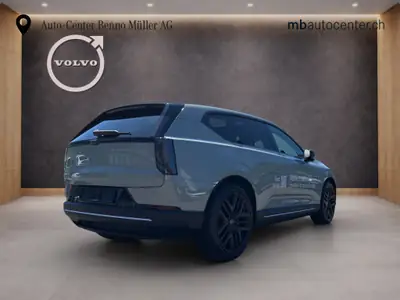 Volvo EX60 Twin Ultra AWD — SUV électrique haute performance, quasi neuf — tableau de bord