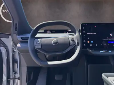 Volvo EX60 Twin Ultra AWD — SUV électrique haute performance, quasi neuf — Miniature 13