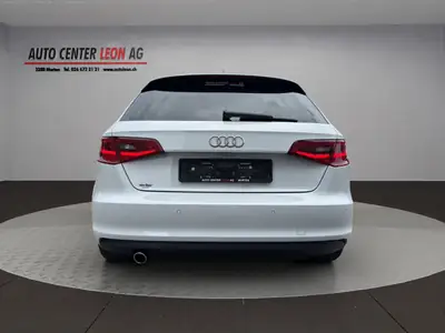 Audi A3 Sportback 1.6 TDI Ambition — Diesel économique, sans accident, prêt à l'emploi — tableau de bord