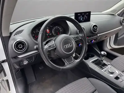 Audi A3 Sportback 1.6 TDI Ambition — Diesel économique, sans accident, prêt à l'emploi — Miniature 10