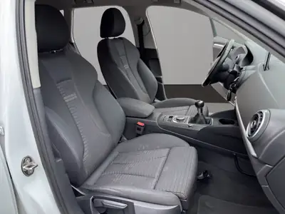 Audi A3 Sportback 1.6 TDI Ambition — Diesel économique, sans accident, prêt à l'emploi — Miniature 17