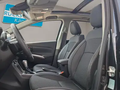 Suzuki S-Cross 1.4T Piz Sulai Top Hybrid 4x4 — SUV compact hybride, 20 km seulement — détail