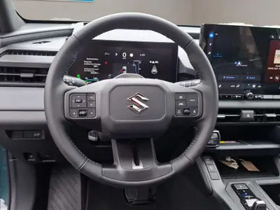 Suzuki Across 2.5 PHEV Compact Top 4x4 — SUV hybride rechargeable, 20 km seulement — Miniature 8