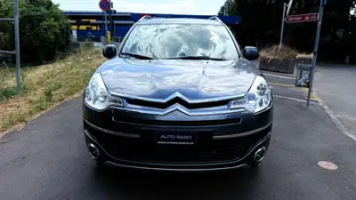 Citroën C-Crosser 2.2 HDi Exclusive — SUV 7 places robuste, diesel économe — vue extérieure