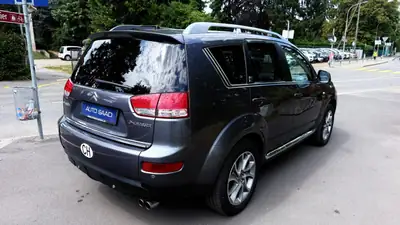 Citroën C-Crosser 2.2 HDi Exclusive — SUV 7 places robuste, diesel économe — détail