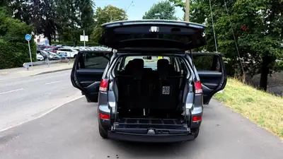 Citroën C-Crosser 2.2 HDi Exclusive — SUV 7 places robuste, diesel économe — Miniature 7