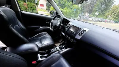 Citroën C-Crosser 2.2 HDi Exclusive — SUV 7 places robuste, diesel économe — Miniature 11