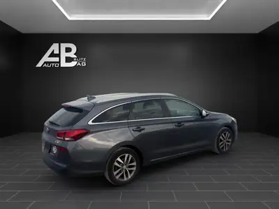 Hyundai i30 Wagon 1.6 CRDi Vertex — Break diesel économique, sans accident — tableau de bord