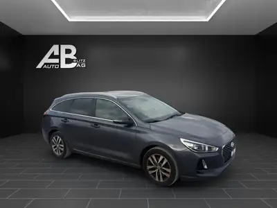 Hyundai i30 Wagon 1.6 CRDi Vertex — Break diesel économique, sans accident — détail