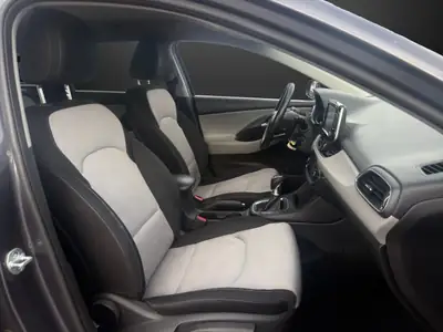 Hyundai i30 Wagon 1.6 CRDi Vertex — Break diesel économique, sans accident — Miniature 9