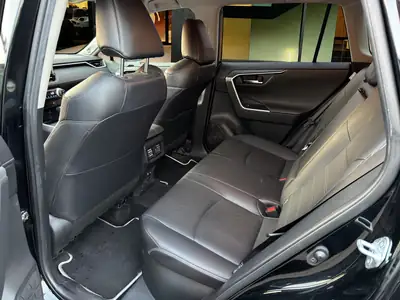 Toyota RAV4 2.5 HEV Premium 2021 — Hybride performant, 93'900 km, traction intégrale — Miniature 11