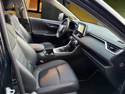 Toyota RAV4 2.5 HEV Premium 2021 — Hybride performant, 93'900 km, traction intégrale — Miniature 14