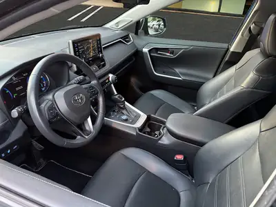Toyota RAV4 2.5 HEV Premium 2021 — Hybride performant, 93'900 km, traction intégrale — Miniature 17