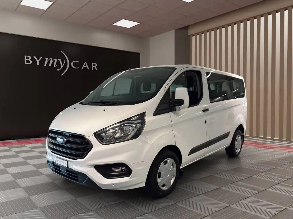 Ford Transit Custom 320 L1H1 — Fourgon utilitaire spacieux, moteur diesel fiable