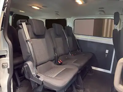 Ford Transit Custom 320 L1H1 — Fourgon utilitaire spacieux, moteur diesel fiable — Miniature 8