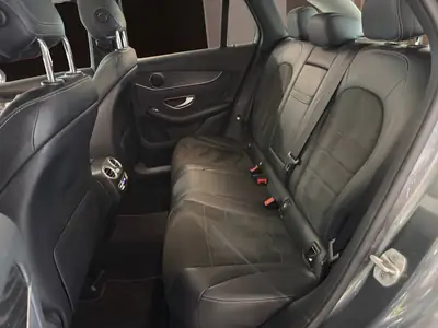 Mercedes-Benz GLC 250 AMG Line 4Matic — SUV premium, 4 roues motrices, entretien garanti — Miniature 10