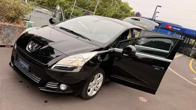 Peugeot 5008 1.6 16V — Monospace 7 places fiable, entretien maîtrisé — Miniature 12