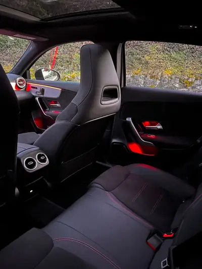 Mercedes-Benz Classe A 250 AMG Line 4Matic — Break sportif, 224 ch et transmission intégrale — Detail