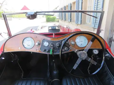 MG TC 1949 — Cabriolet britannique iconique, seulement 15'150 km — detail