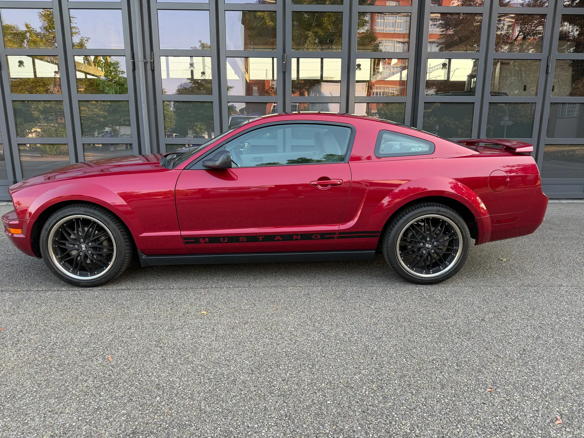 Ford Mustang 2005 occasion Schneisingen — 3