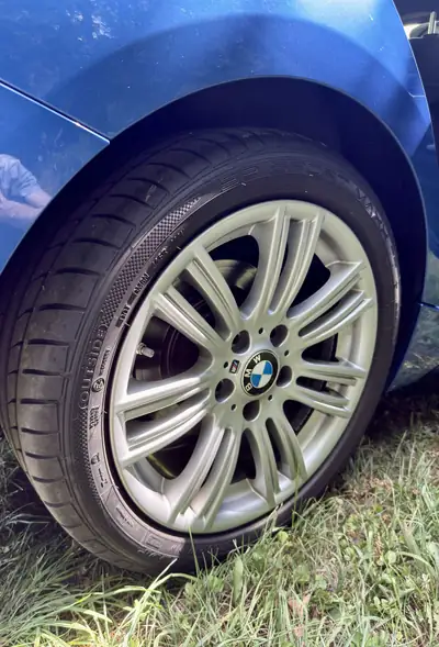 BMW 118i M Sport — Berline dynamique, 78 000 km, équipée Apple CarPlay — Miniatura 10