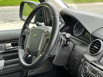Land Rover Discovery IV 3.0 SDV6 HSE — 7 places, diesel puissant, frais de contrôle technique — Miniature 11