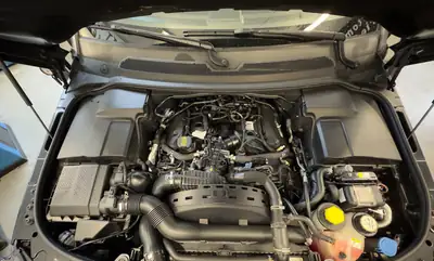 Land Rover Discovery IV 3.0 SDV6 HSE — 7 places, diesel puissant, frais de contrôle technique — Miniature 18