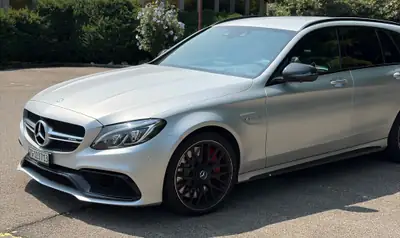 Mercedes-Benz C 63 S AMG — Berline sport break haute performance, 510 ch — fianco