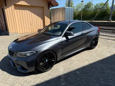 BMW M2 Coupé 370 ch — Performance légendaire, entretien complet, 96 000 km — exterior view