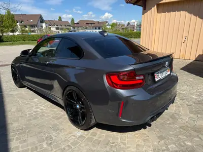 BMW M2 Coupé 370 ch — Performance légendaire, entretien complet, 96 000 km — side view