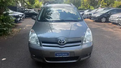 Toyota Corolla Verso 1.8 Linea Sol — Monospace 7 places fiable, automatique, sans sinistre — vue extérieure