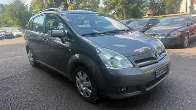 Toyota Corolla Verso 1.8 Linea Sol — Monospace 7 places fiable, automatique, sans sinistre — côté