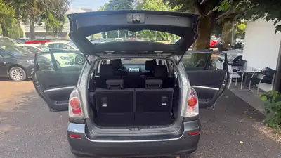 Toyota Corolla Verso 1.8 Linea Sol — Monospace 7 places fiable, automatique, sans sinistre — Miniature 12