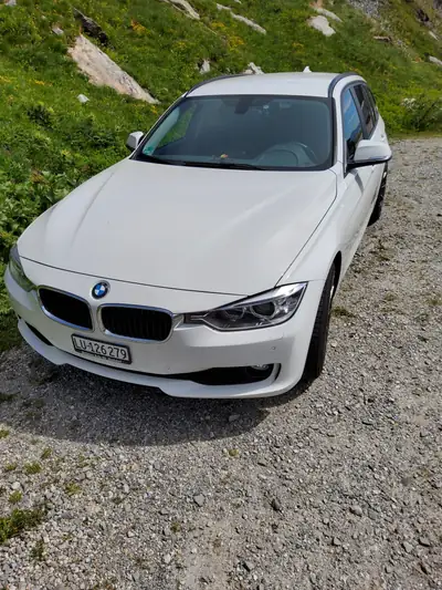 BMW 320i Estate 2015 — Familiale dynamique, entretien complet, sans sinistre — vista esterna