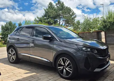 Peugeot 3008 1.6 Plug-in Hybrid4 GT — SUV rechargeable, 62'000 km, traction intégrale — côté