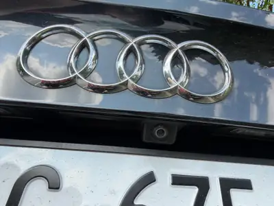 Audi S7 4.0 V8 TFSI Quattro — Berline sportive de prestige, 420 ch sans compromis — Miniatura 15