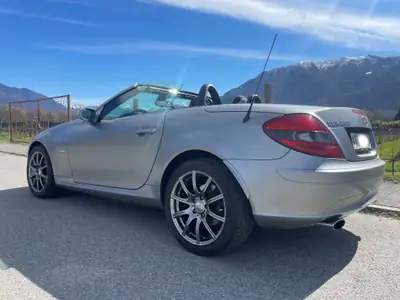 Mercedes-Benz SLK 200 Kompressor — Cabriolet sport compact, 81 500 km, propriétaire unique — interni