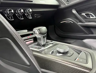 Audi R8 5.2 FSI V10 Plus Quattro — 610 ch, Carbone et Freins Céramique — Miniature 12