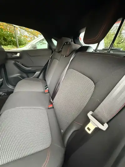 Ford Puma 1.0 EcoBoost Hybrid 125 ST-Line — SUV compact écologique et dynamique — Miniature 13