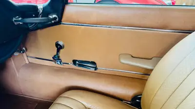 Jaguar E-Type Series 3 V12 Roadster — Chef-d'œuvre britannique, seulement 9'754 km — Miniature 13