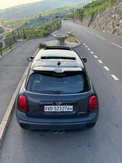 MINI Cooper S John Cooper Works — 231 ch, boîte auto, design sportif 2020 — Miniatura 9