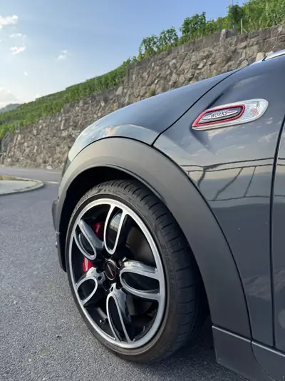MINI Cooper S John Cooper Works — 231 ch, boîte auto, design sportif 2020 — Miniatura 10