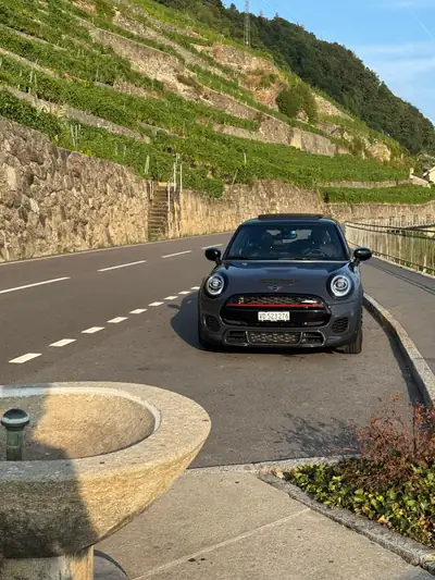 MINI Cooper S John Cooper Works — 231 ch, boîte auto, design sportif 2020 — Miniatura 11